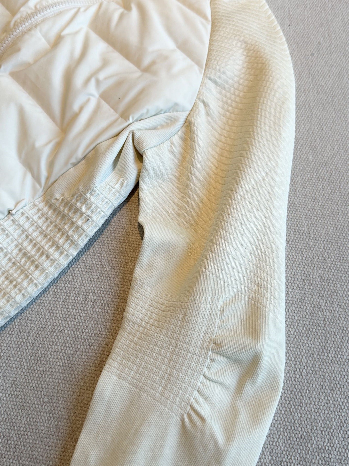 Light weight Zip-Up Down Jacket