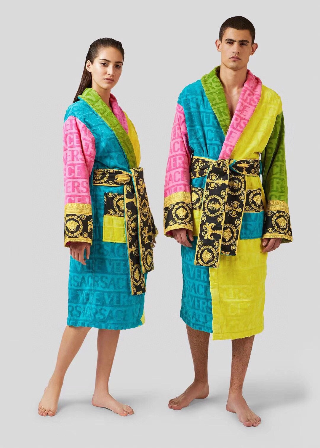 V-Bathrobe