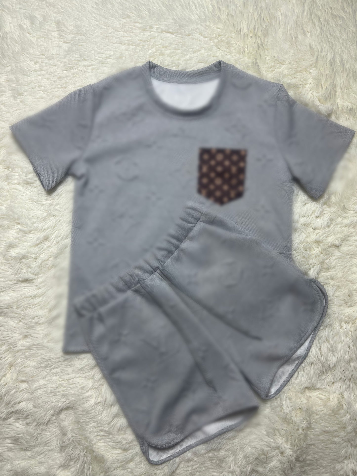 L//v-Textured Pocket Short