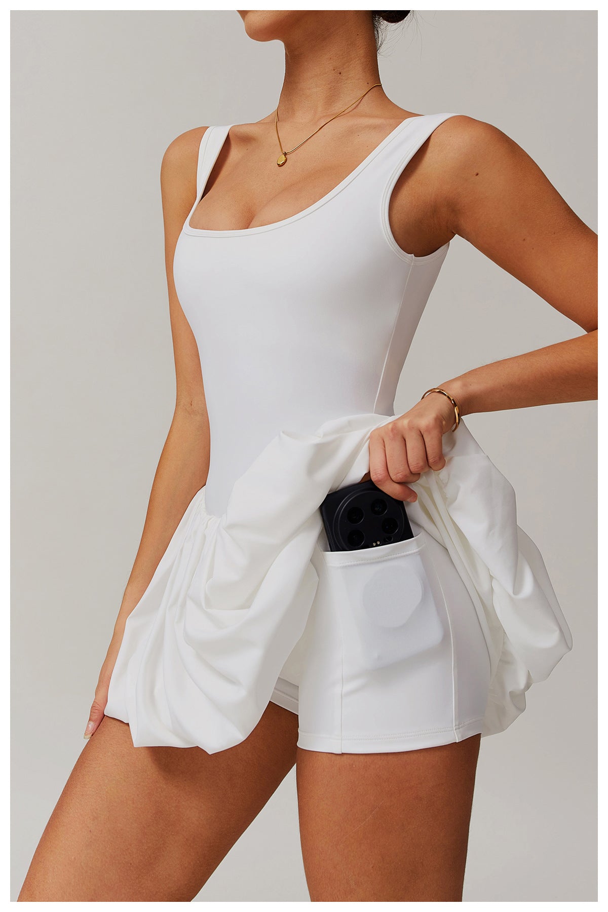 L-Sports Sleeveless Dress (with Inner Pocket Shorts)