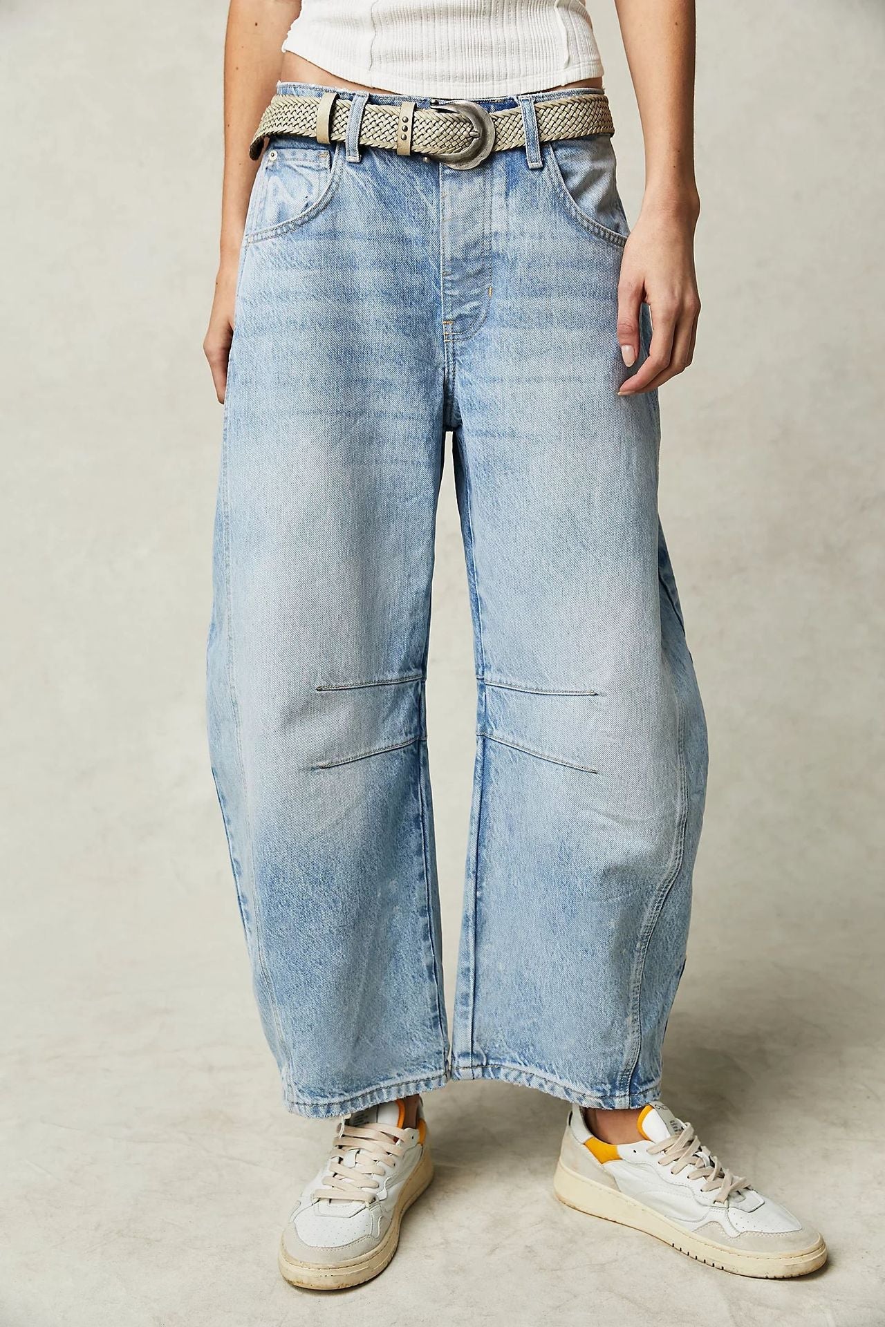 Women's Mid-rise Jeans