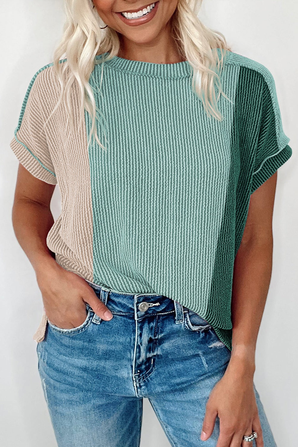 Ribbed Contrast Trim Round Neck T Shirt